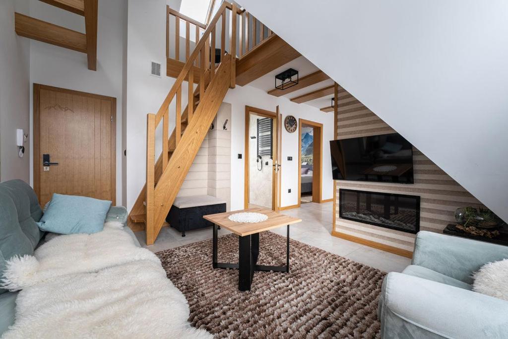 Apartamenty Ksiezycowe Spa - Tatra View - Golden Apartments زاكوباني المظهر الخارجي الصورة