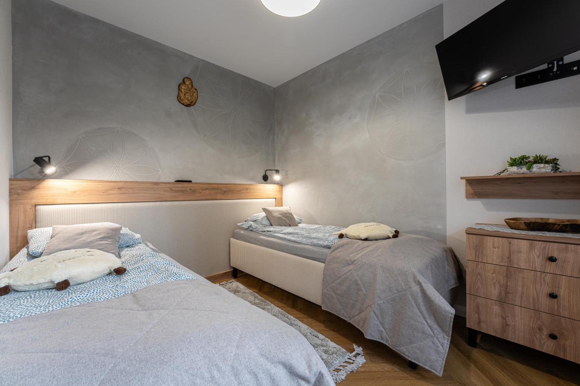Apartamenty Ksiezycowe Spa - Tatra View - Golden Apartments زاكوباني المظهر الخارجي الصورة