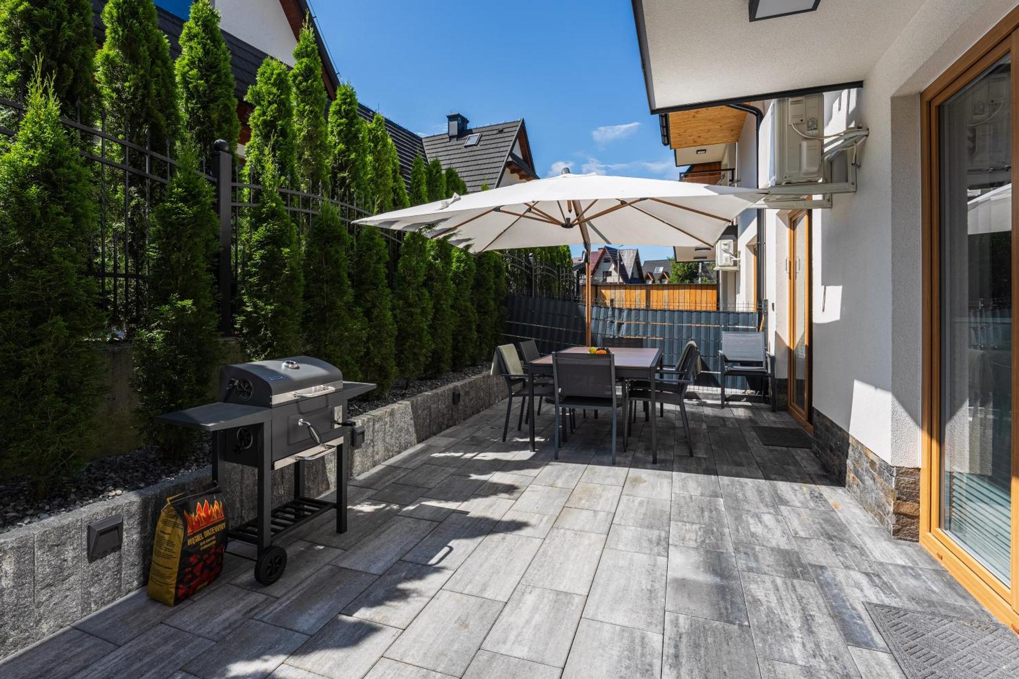Apartamenty Ksiezycowe Spa - Tatra View - Golden Apartments زاكوباني المظهر الخارجي الصورة