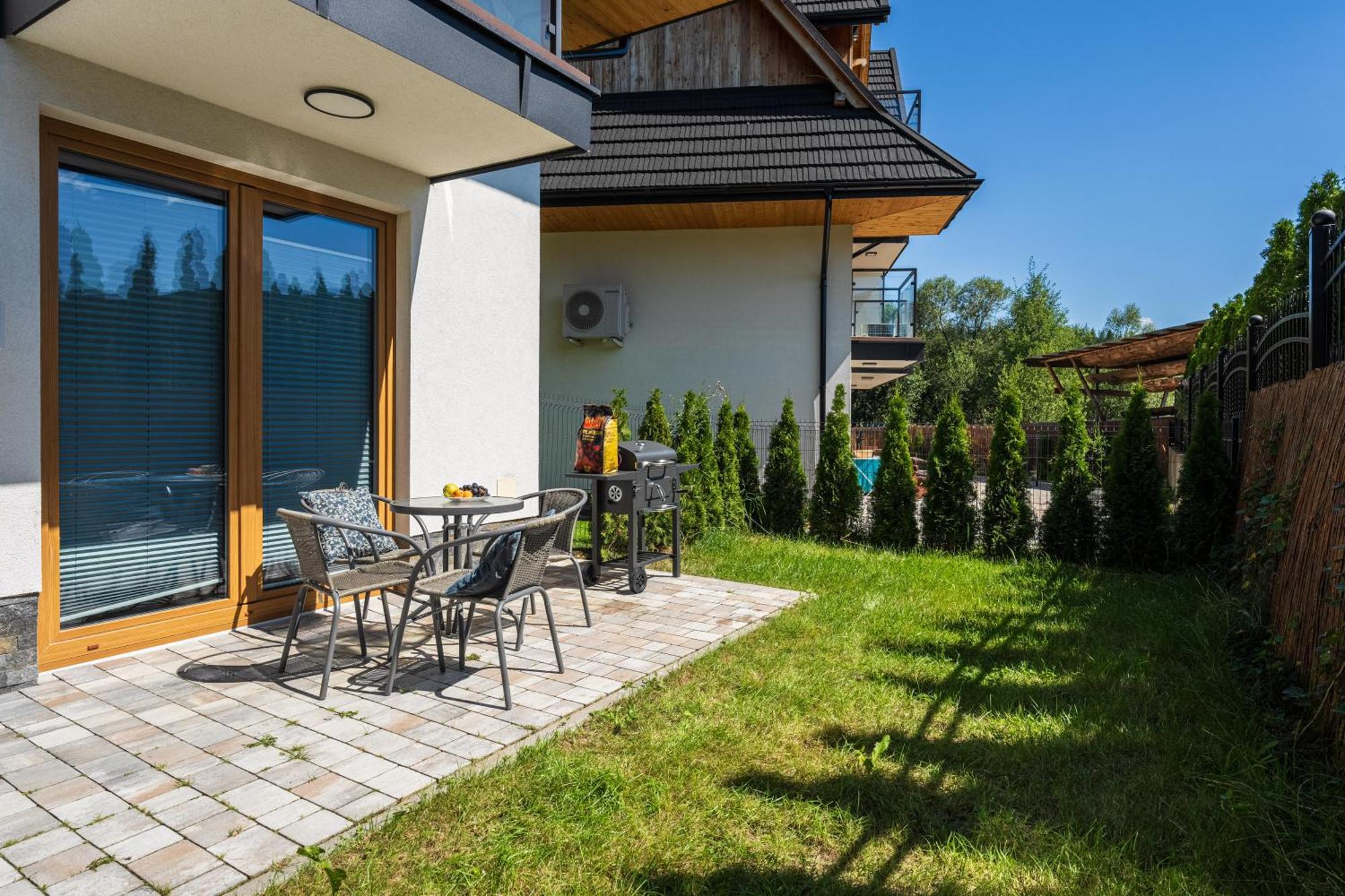 Apartamenty Ksiezycowe Spa - Tatra View - Golden Apartments زاكوباني المظهر الخارجي الصورة
